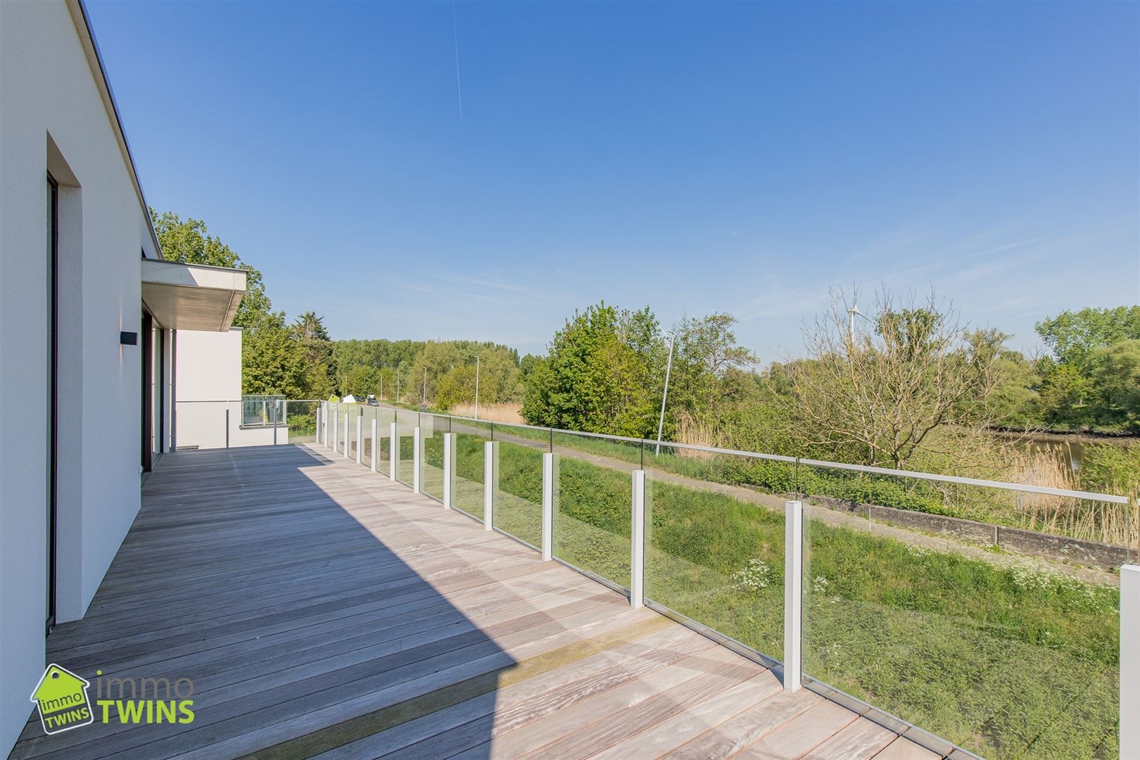 Uitzonderlijke penthouse op toplocatie te Sint-Onolfsdijk foto 17