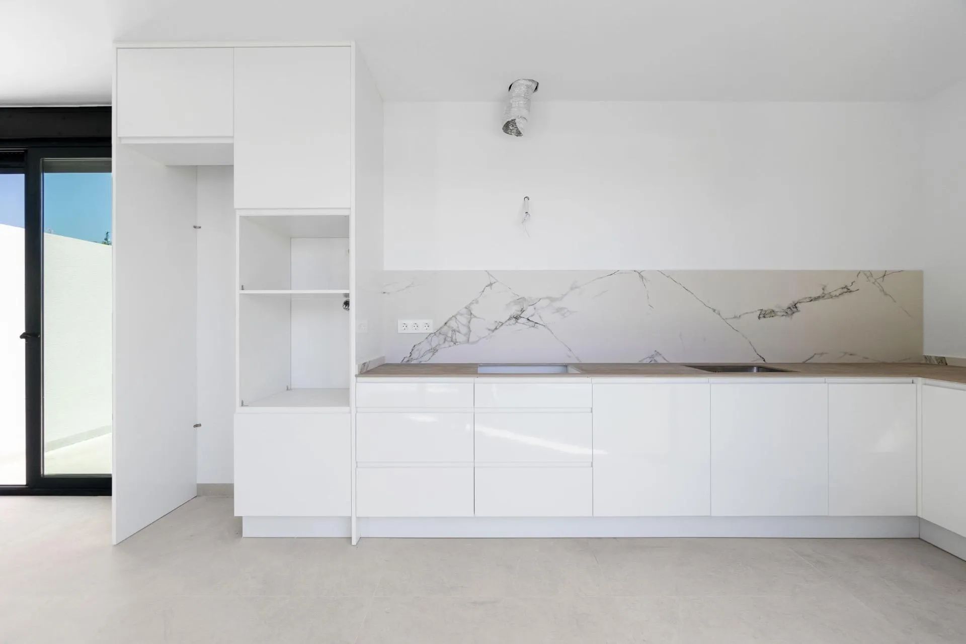 Ontdek jouw droomhuis: exclusieve halfvrijstaande villa met privézwembad in Benijofar! foto 8