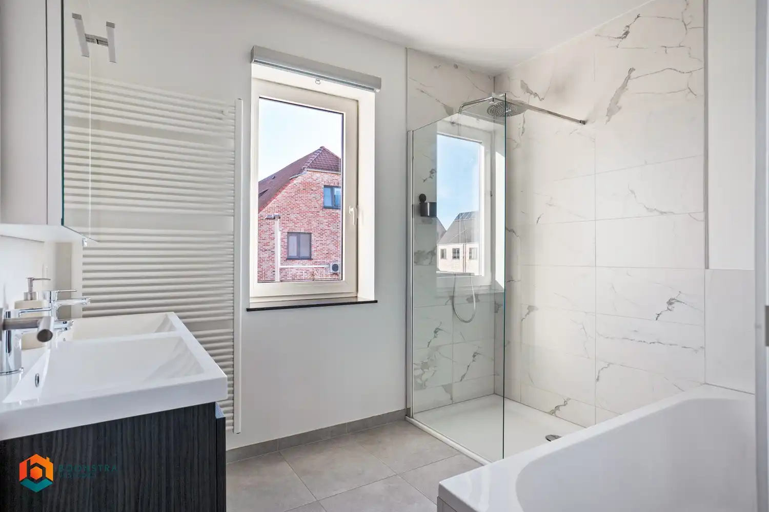 Instapklare woning (2020) met 4 slpkrs en carport te Schriek foto 11