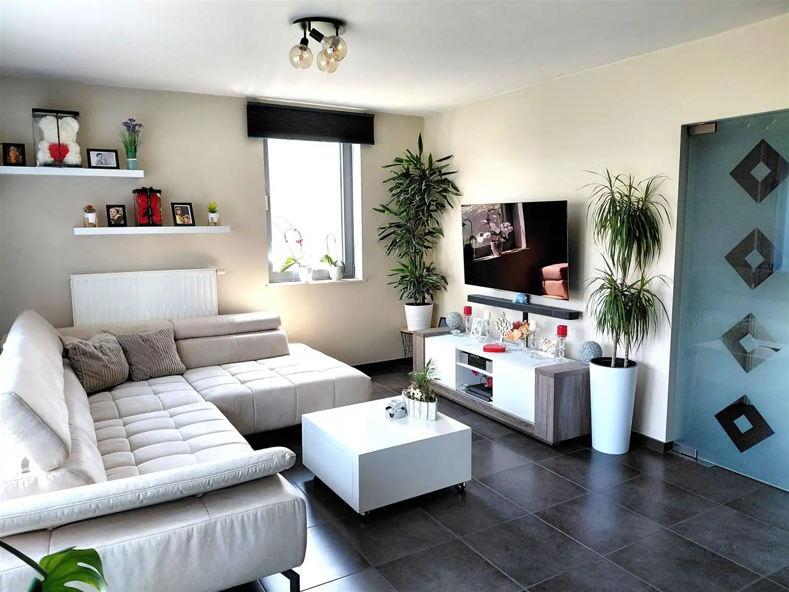 TE HUUR: Gelijkvloers appartement met 2 slaapkamers te Heusden! foto 4
