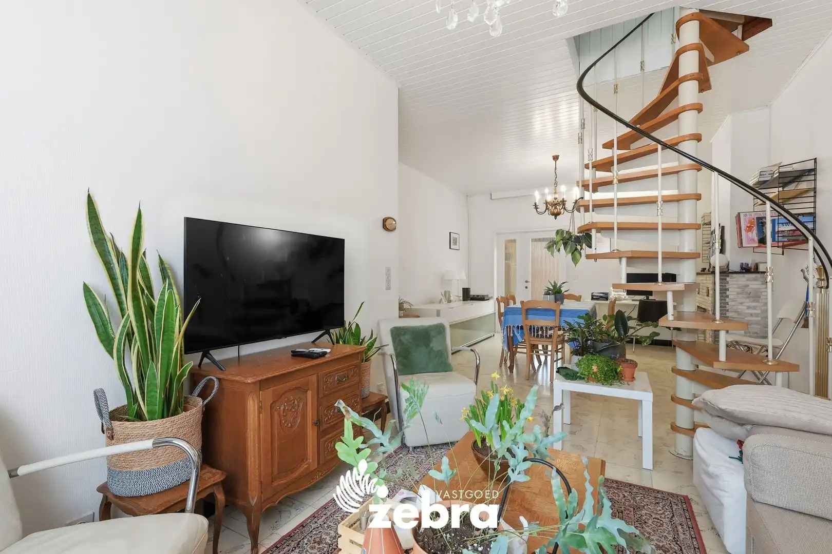 Verzorgde woning met 3 slaapkamers te Roeselare! foto 4