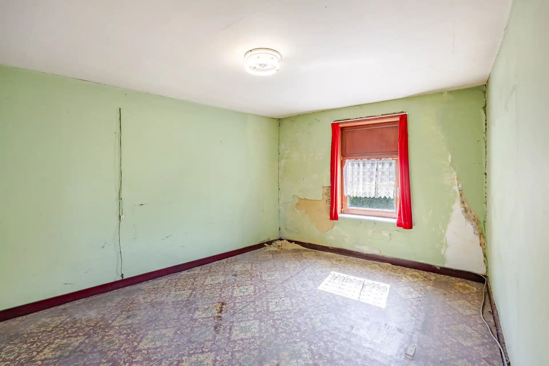 Halfopen bebouwing met enorm potentieel op een perceel van maar liefst 1.050 m² foto 12