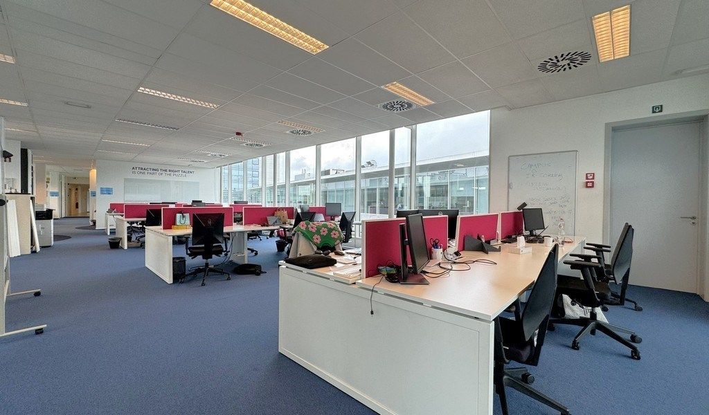 Instapklare kantoren te huur in Antwerp Ring Center foto 12