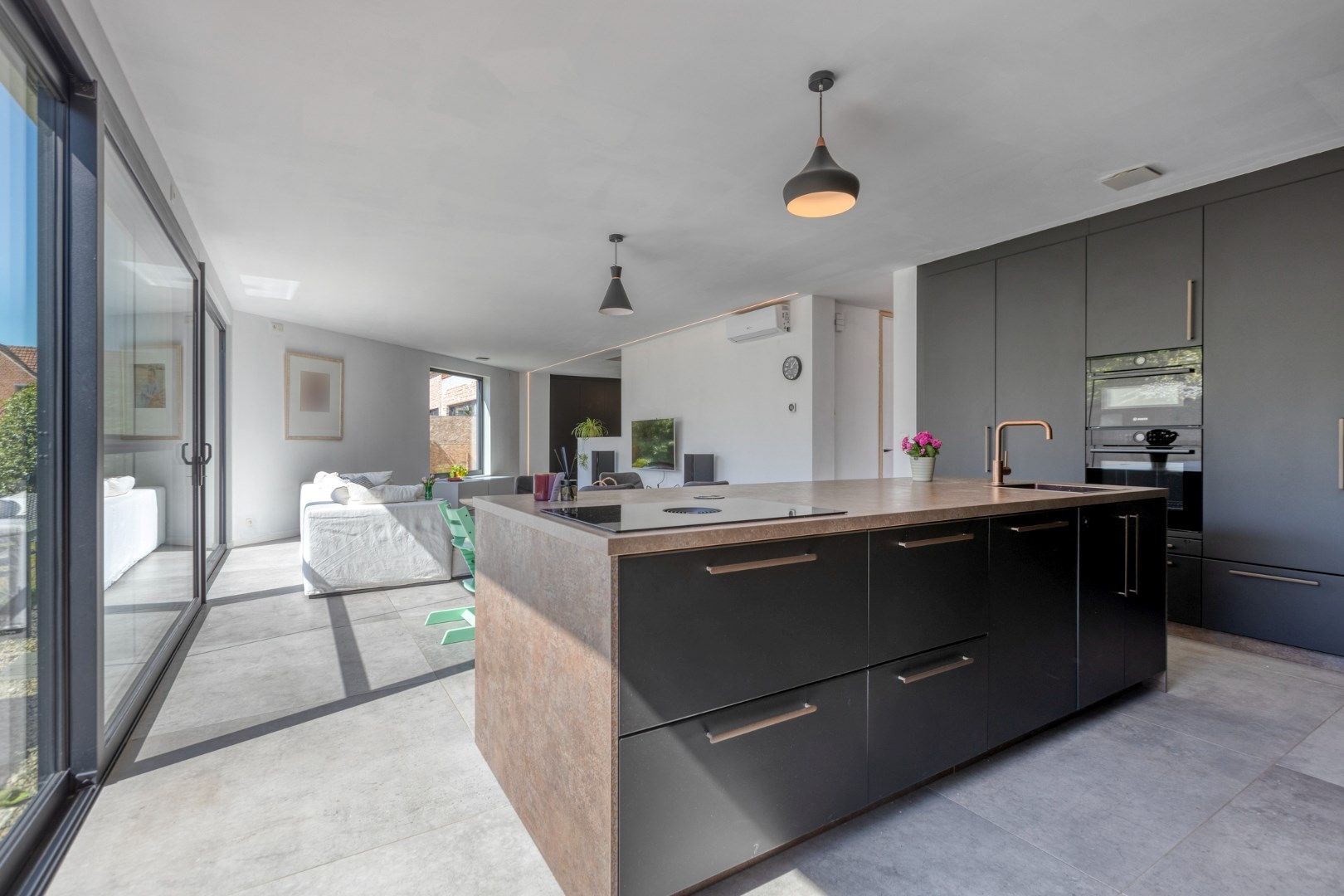 Zeer rustig gelegen energetische woning met 3/4 SLPKS !  foto 8