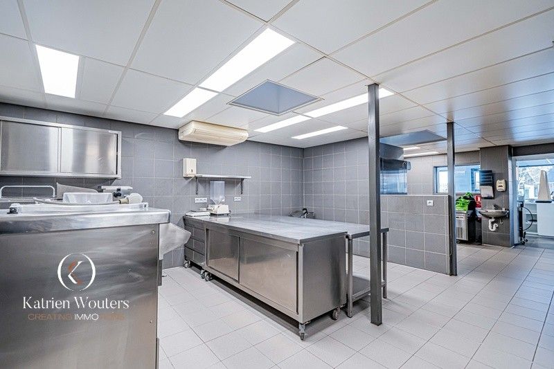 Gebouw voor gemengd gebruik met veel potentieel foto 29