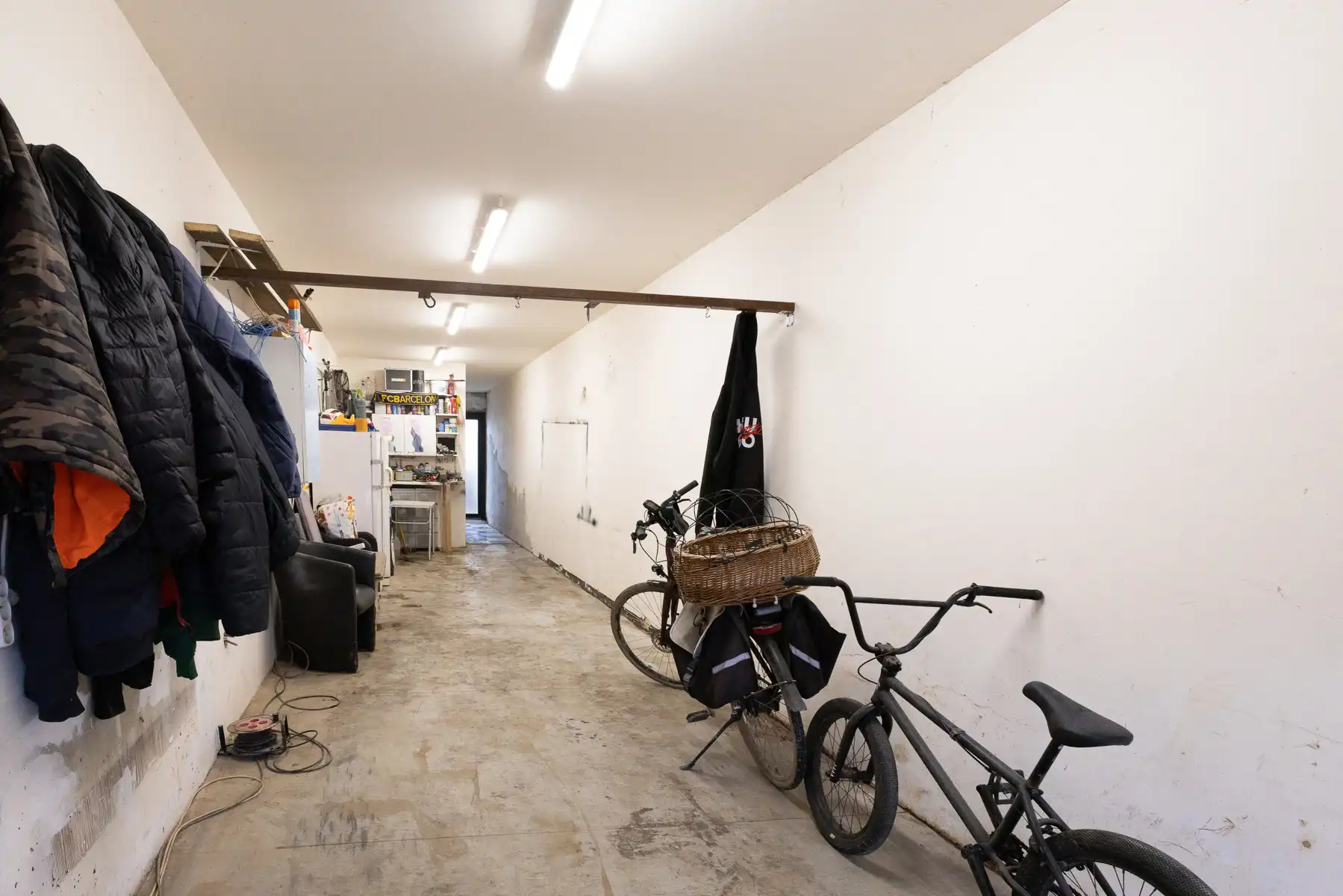 Woning met renovatiepotentieel en ruwbouw gelijkvloers in Morkhoven foto 13