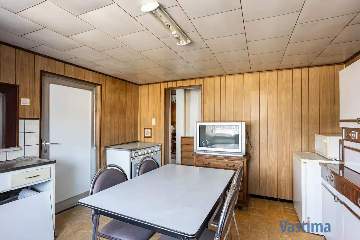 Te renoveren woning met potentieel in Moorsel foto 9