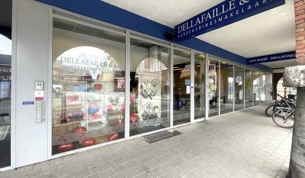 Handelspand te huur in het commercieel centrum van Schoten foto {{pictureIndex}}