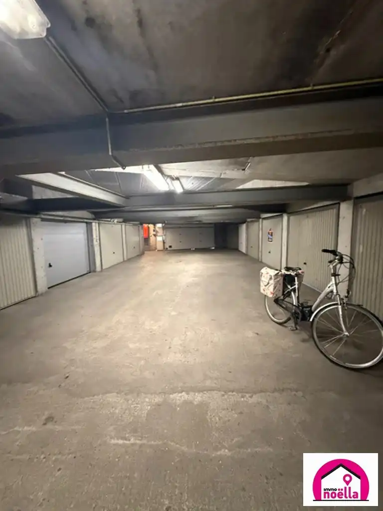 TE KOOP GARAGE TE WESTENDE! foto 7