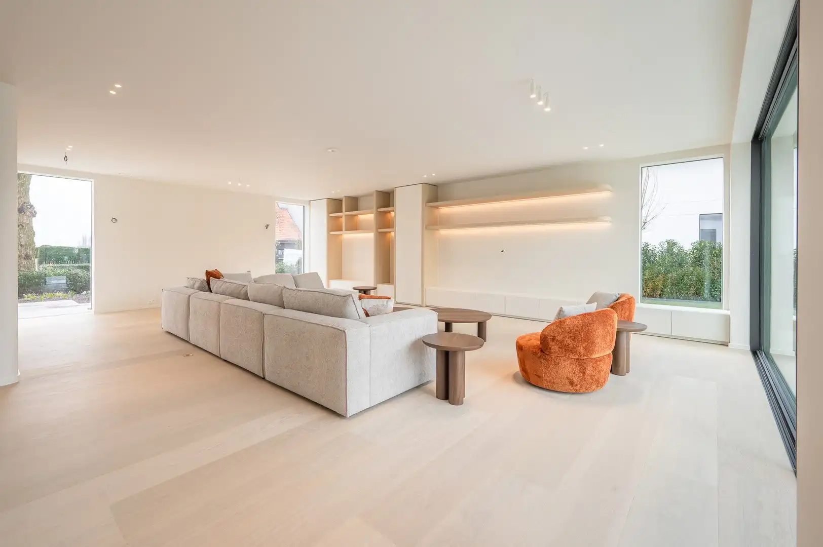 Luxueuze nieuwbouwvilla gelegen aan de rand van het Zoute, op slechts enkele minuten van de zee en het strand. foto 12