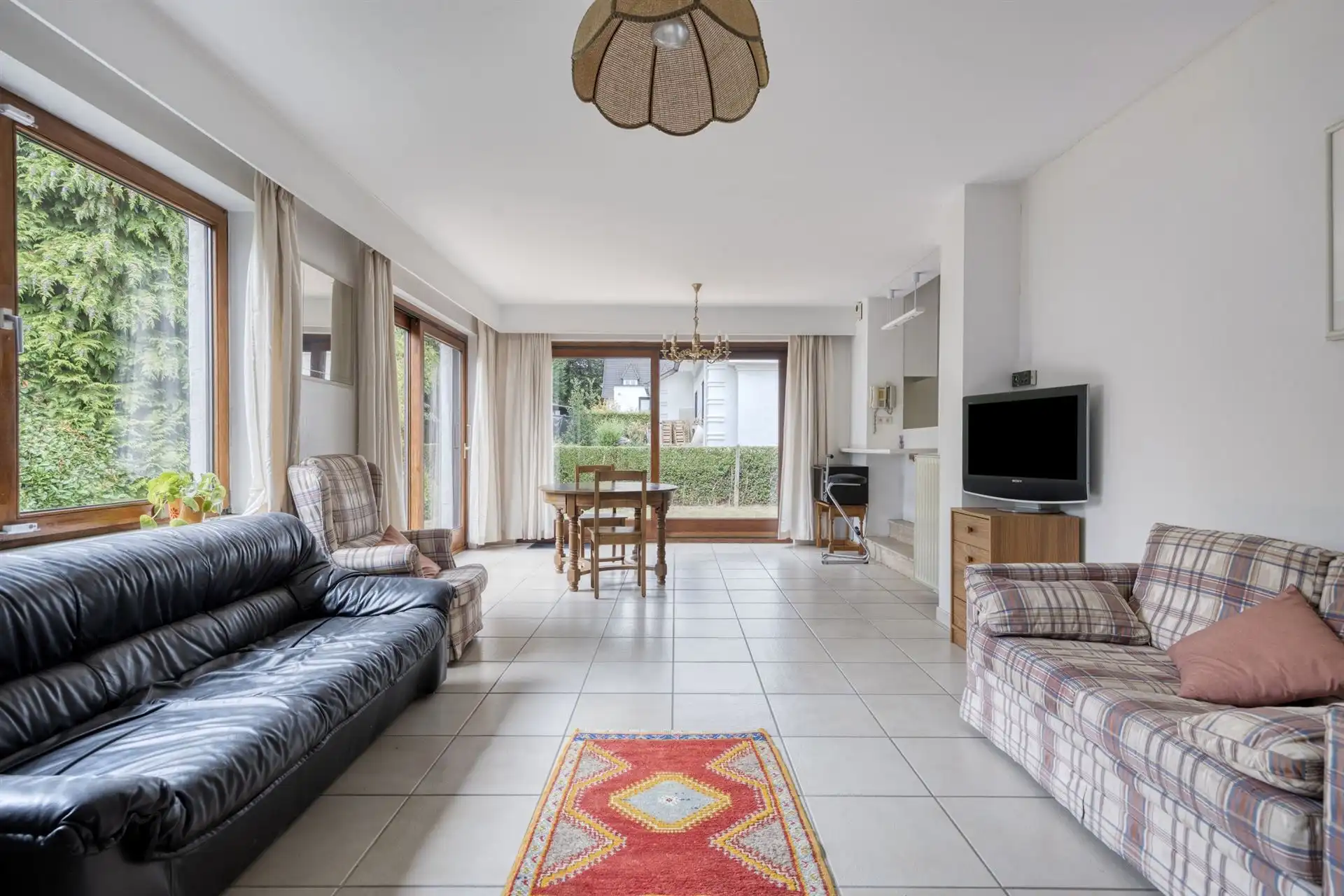 Eigendom, ideaal voor vrij beroep, gelegen op drukste steenweg van Overijse, AAA-locatie foto 8