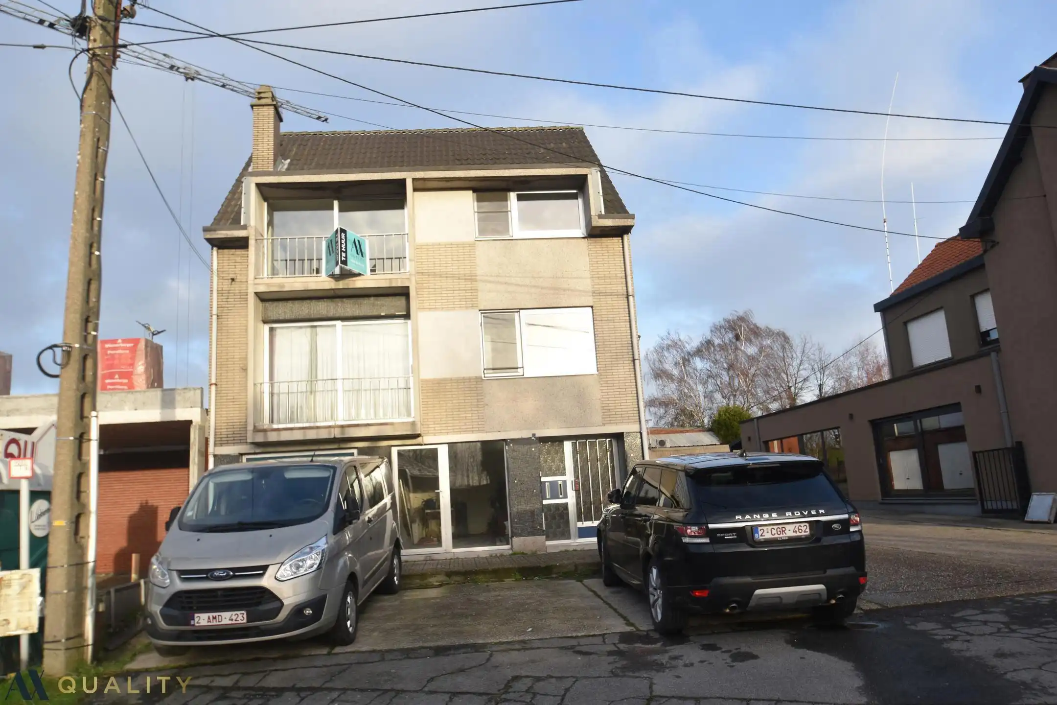 Gerenoveerd 2-slaapkamerappartement met terras (6,5 m²) en balkon,  bergzolder, autostaanplaats en private berging 6,5 m² en 16 m² foto 11