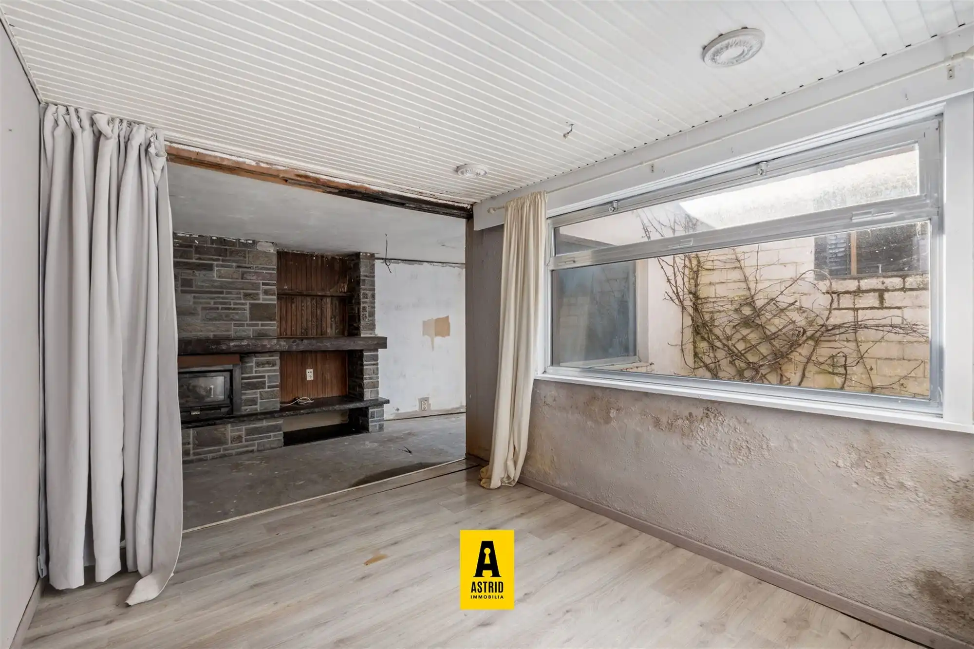 Te renoveren woning in toeristisch centrum! foto 11