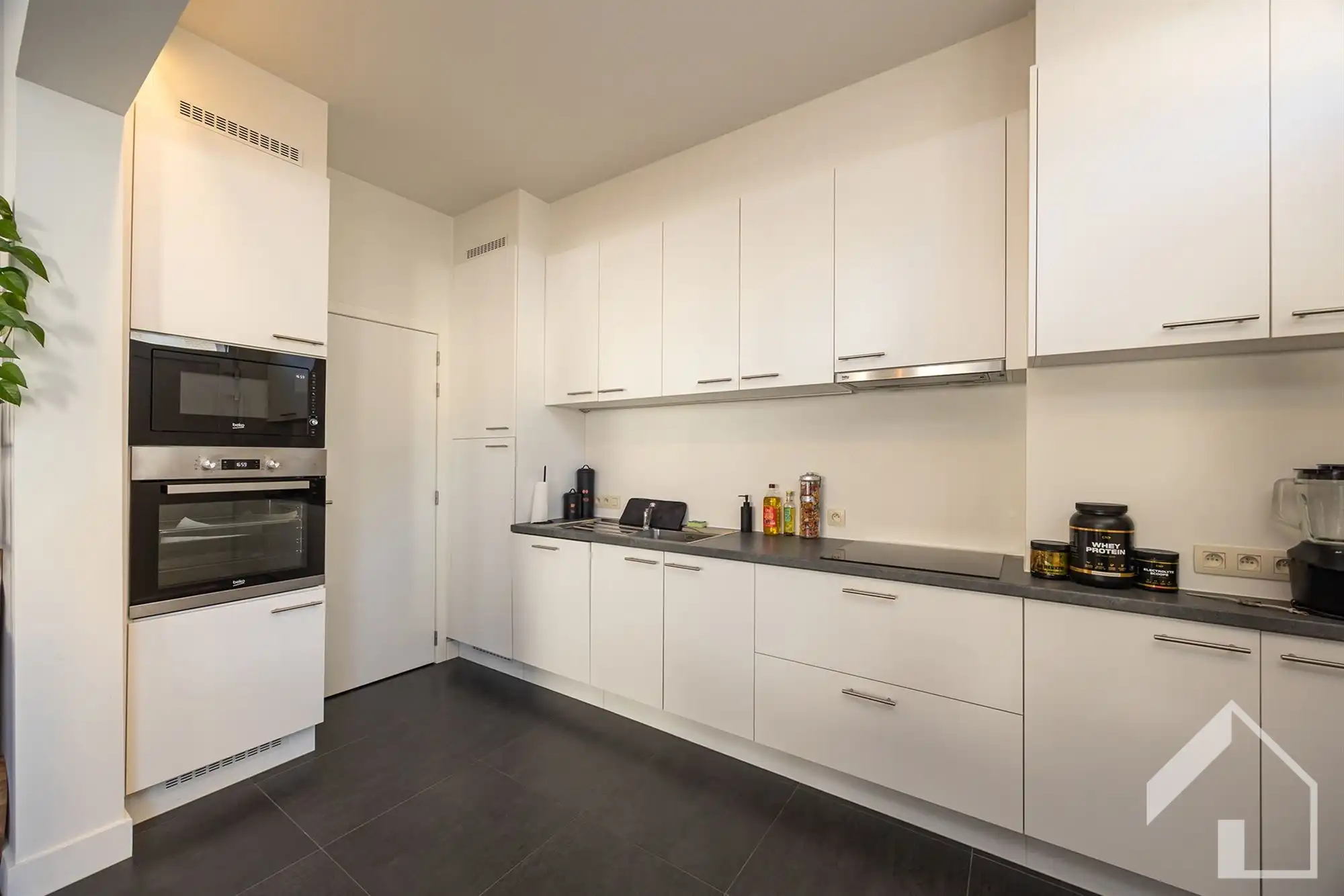 Gerenoveerde hoekwoning nabij het centrum van Lier  foto 4