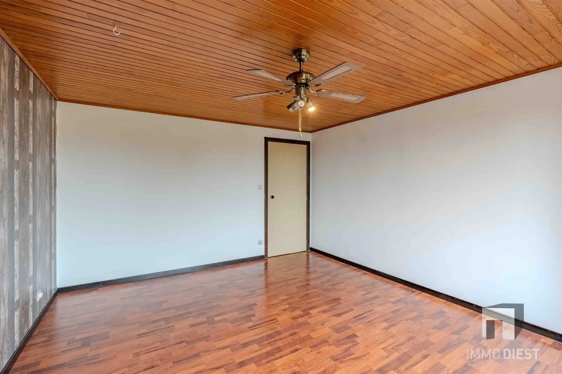 Winkel + duplexappartement met reuze terras foto 23