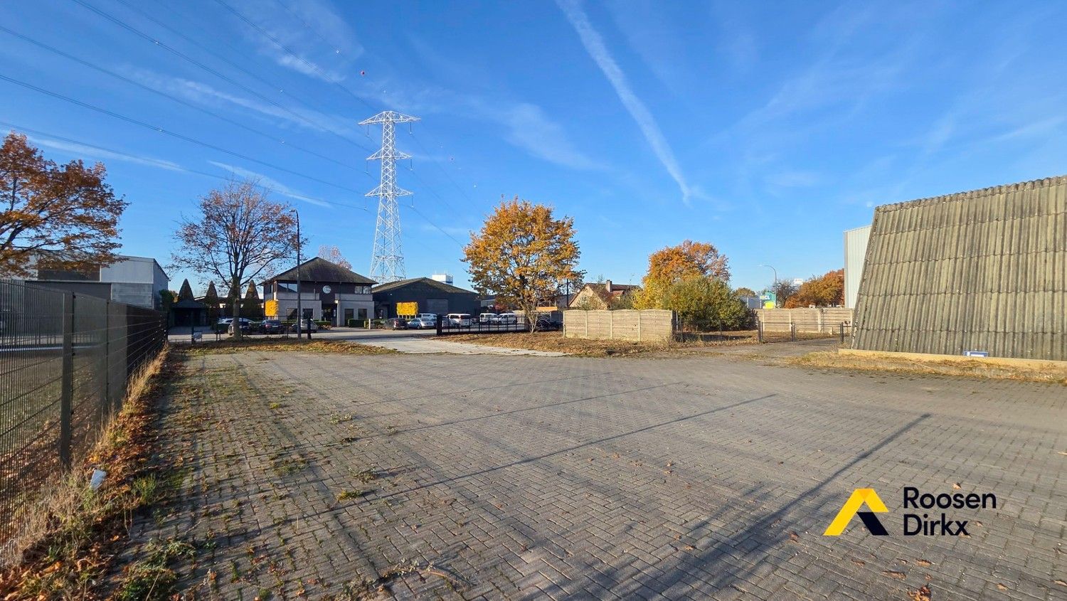 Industriehal met conciërgewoning op ca. 50 are – Bree foto 4