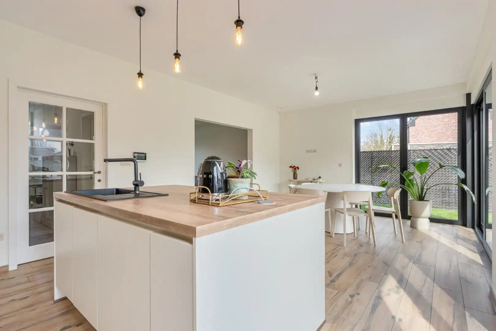 UNIEK VASTGOEDAANBOD! Kwaliteitsvolle pastorijwoning met duurzame technieken en uitzonderlijk wooncomfort foto 13