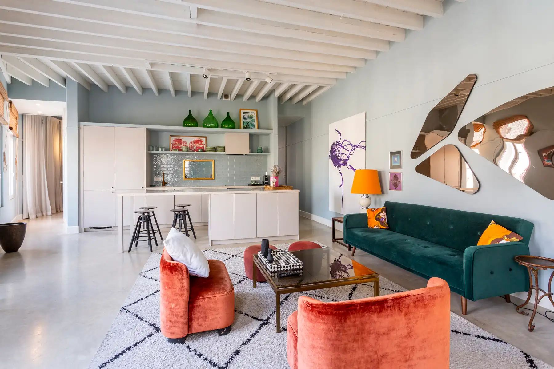 Stijlvol&nbsp;bemeubeld&nbsp;2 slpk appartement op toplocatie! foto 2