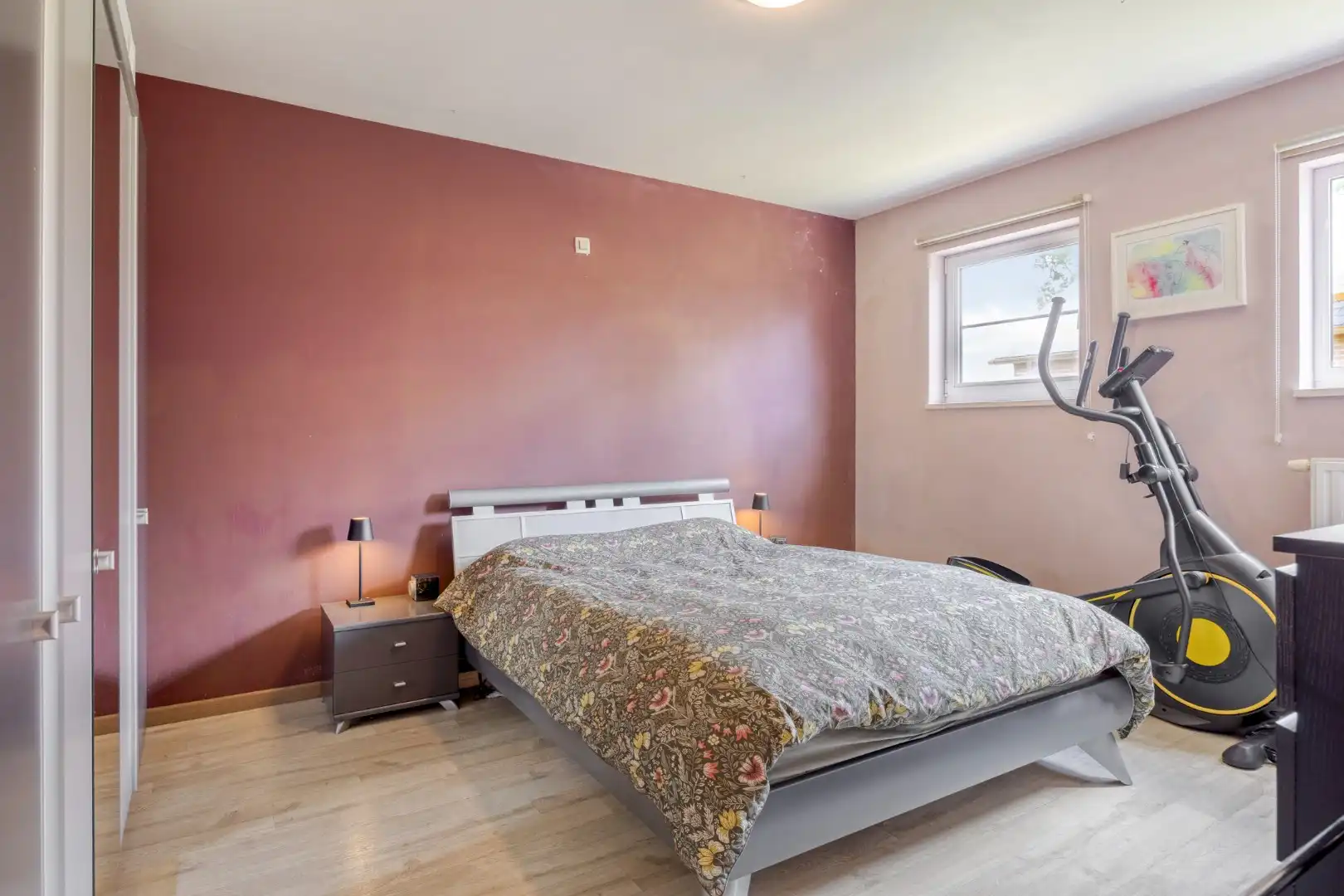 Ruime instapklare woning met 3 slpks op een perceel van 1.251 m² met prachtig uitzicht op achterliggend groen !  foto 14