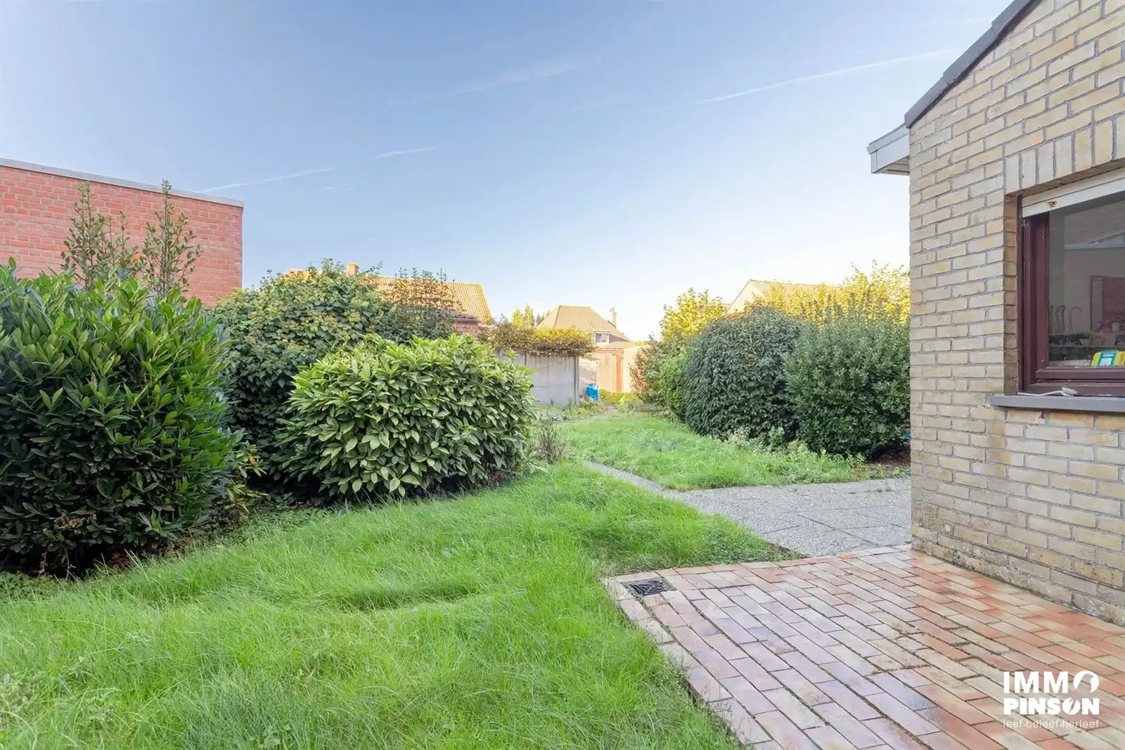 Woning met potentieel in dorpscentrum foto 14
