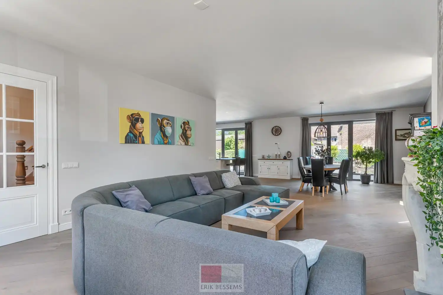 Prachtig authentiek herenhuis met ruime loods en garage in de Voerstreek! foto 11