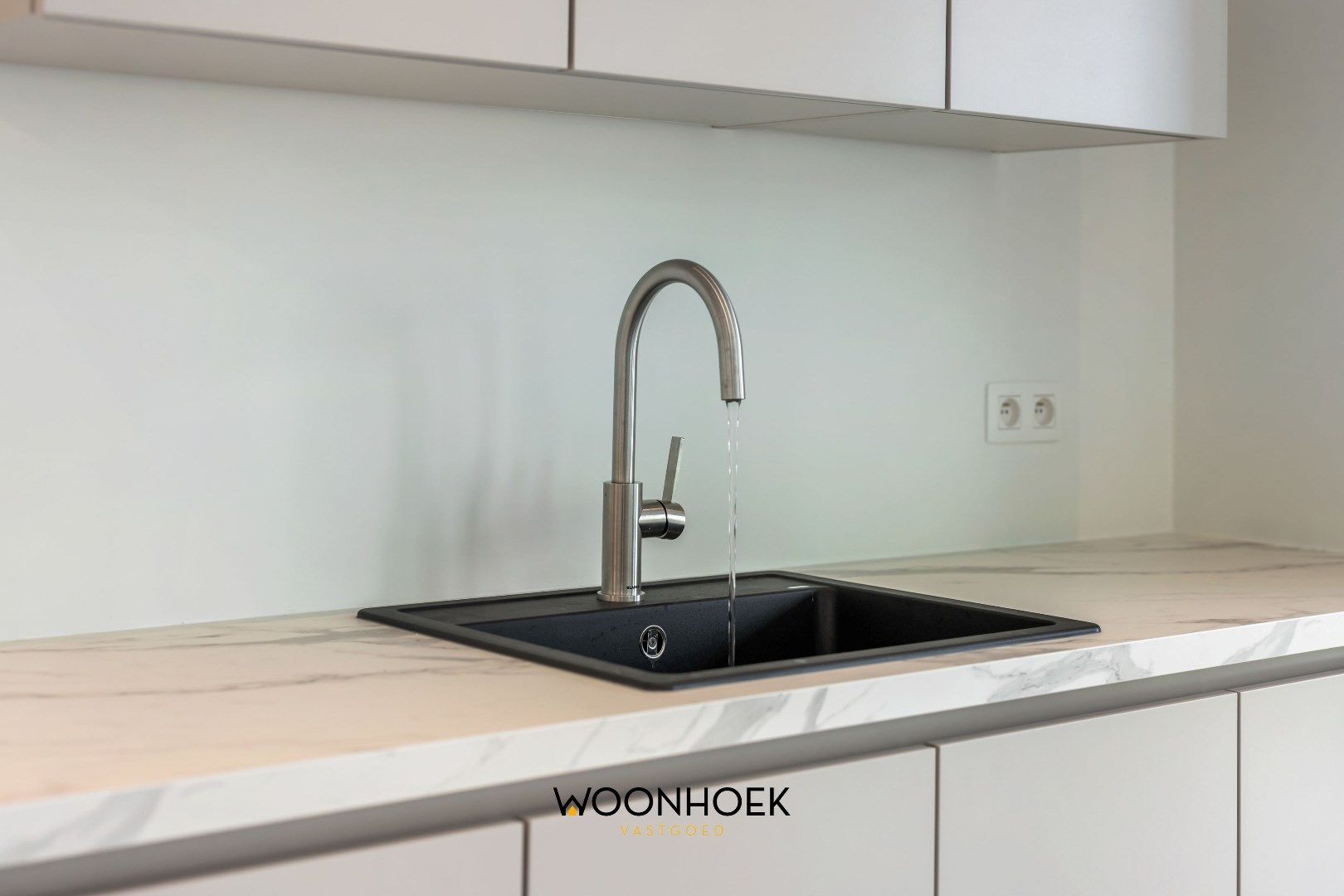 Luxueus 2-slpk nieuwbouwappartement OEVERPARK te Lokeren foto 8