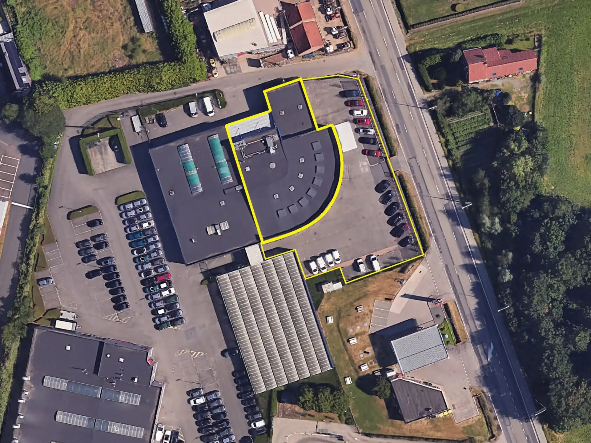 Showroom met werkplaats op toplocatie te Mechelen foto 10