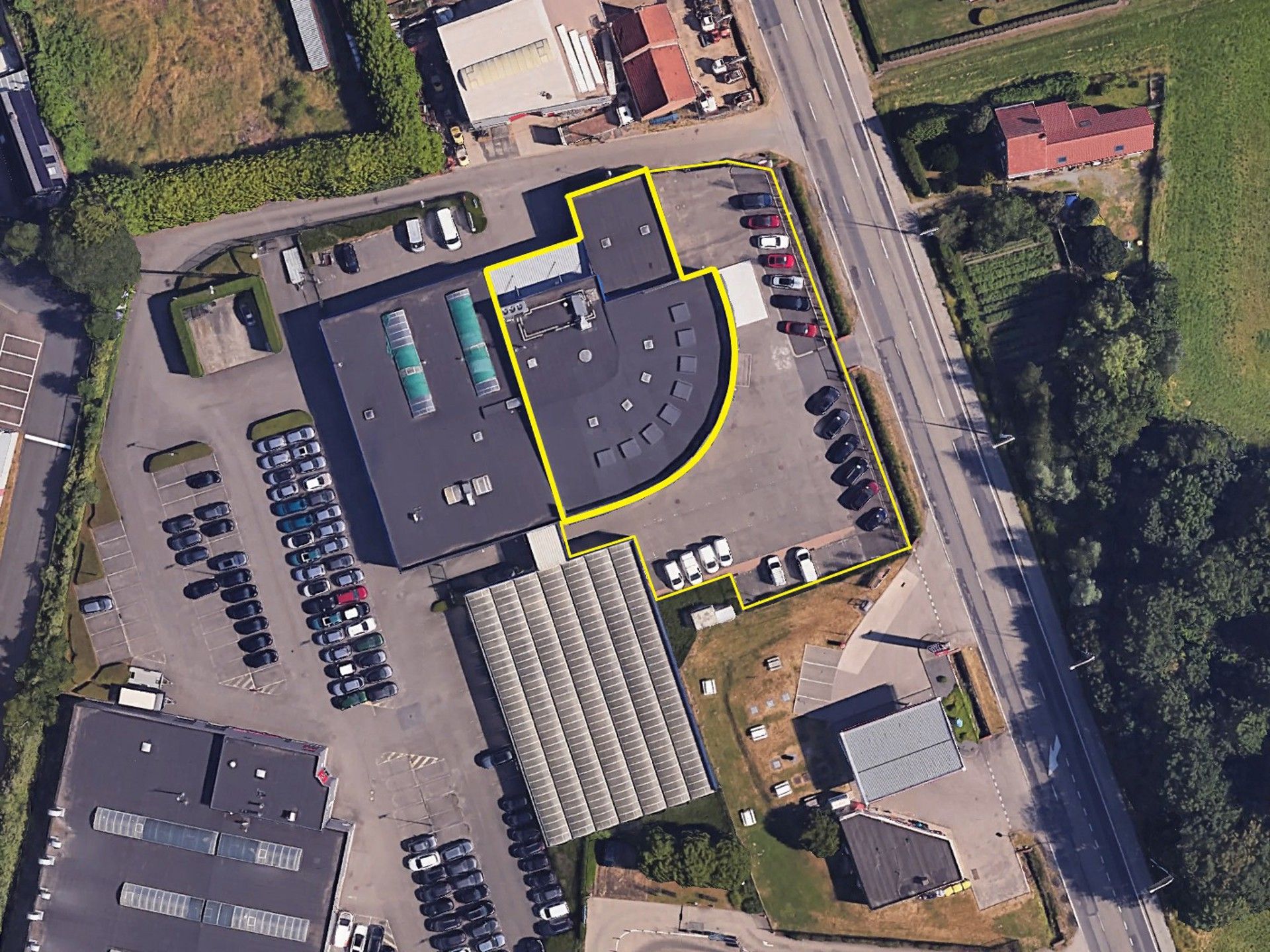 Showroom met werkplaats op toplocatie te Mechelen foto 11
