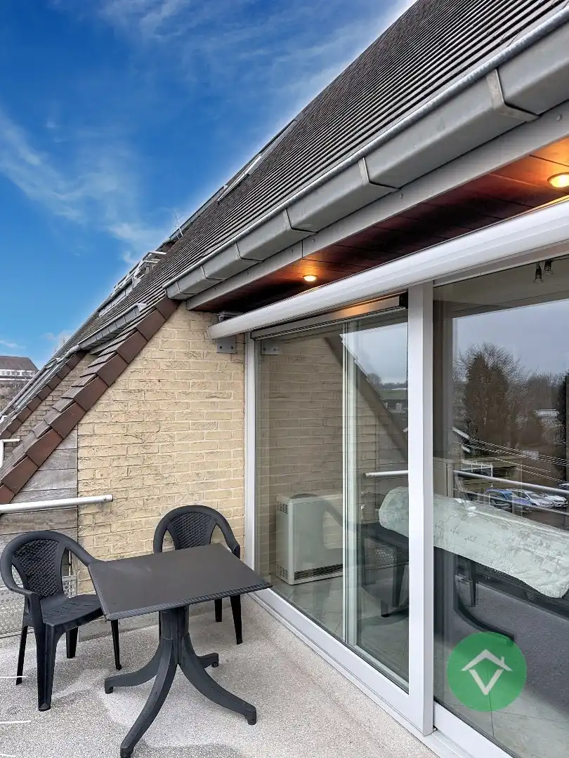 Appartement met 2 slaapkamers en garage te Torhout foto 9