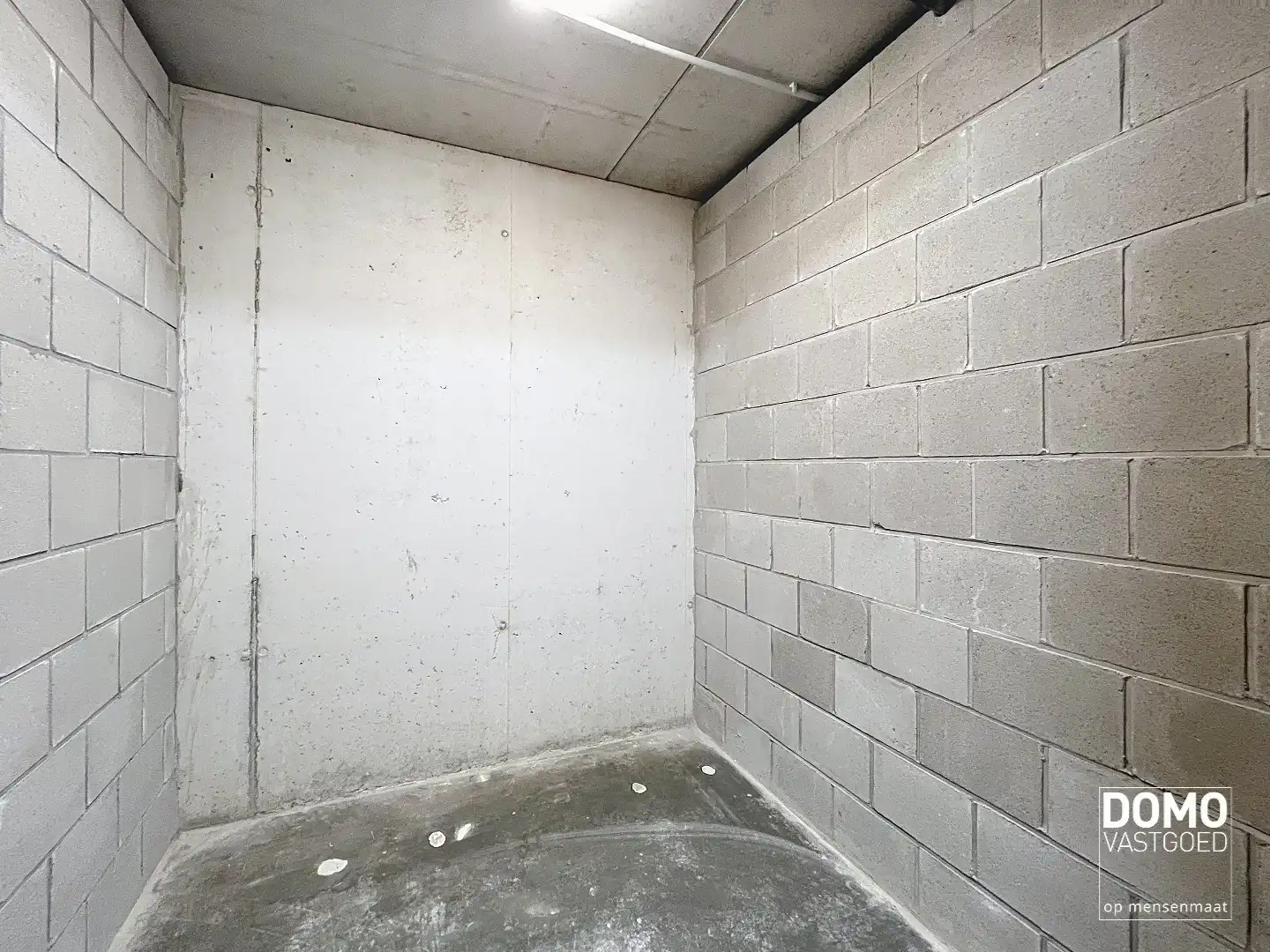 VOLLEDIG AFGEWERKT NIEUWBOUWAPPARTEMENT MET 2 SLAAPKAMERS, TERRAS, ONDERGRONDSE AUTOSTANDPLAATS EN KELDERBERGING IN RESIDENTIE "DE KWINT" TE ZONHOVEN  foto 12