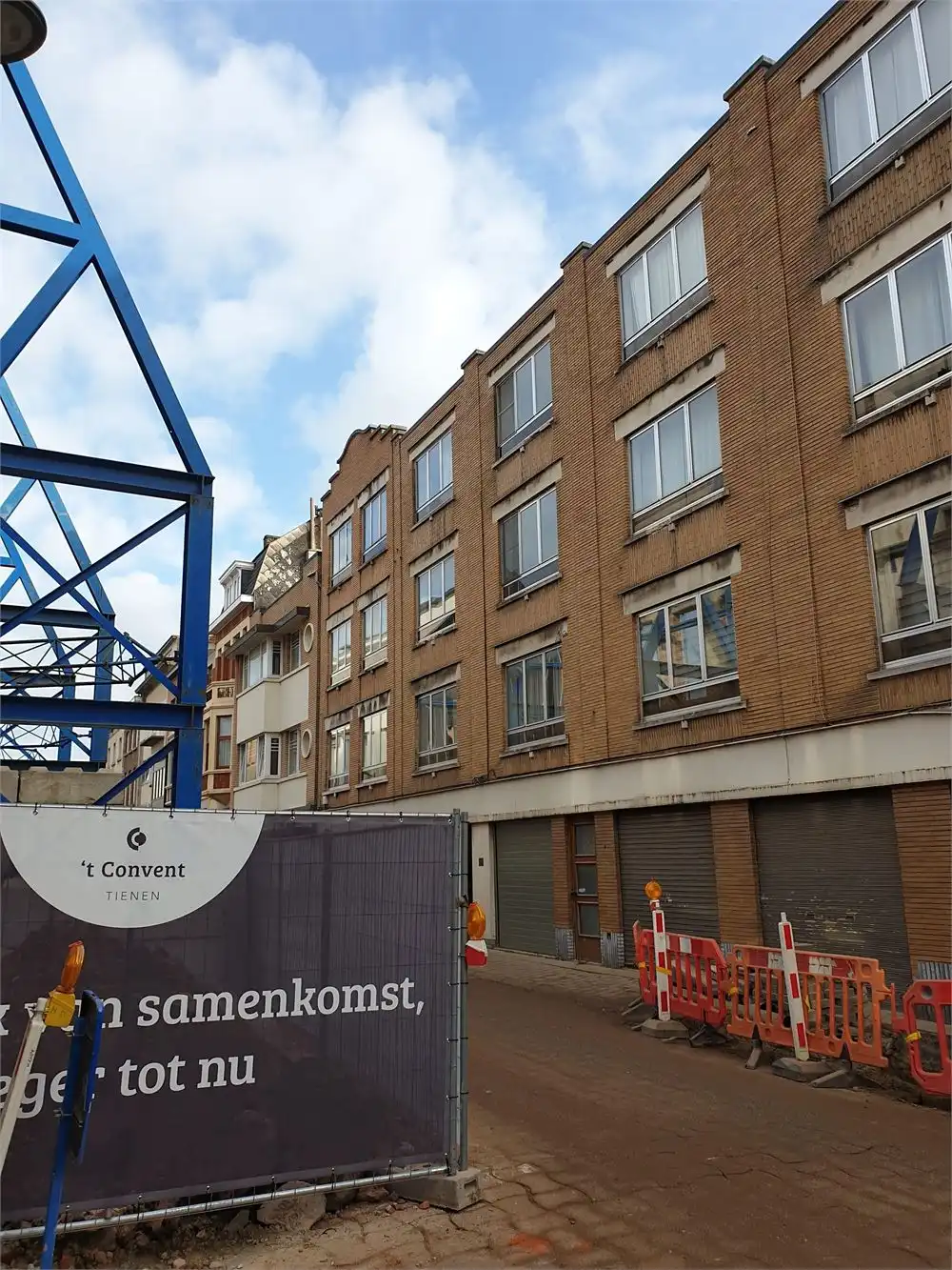 Mooi centraal gelegen appartement met 2 slaapkamers! foto {{pictureIndex}}