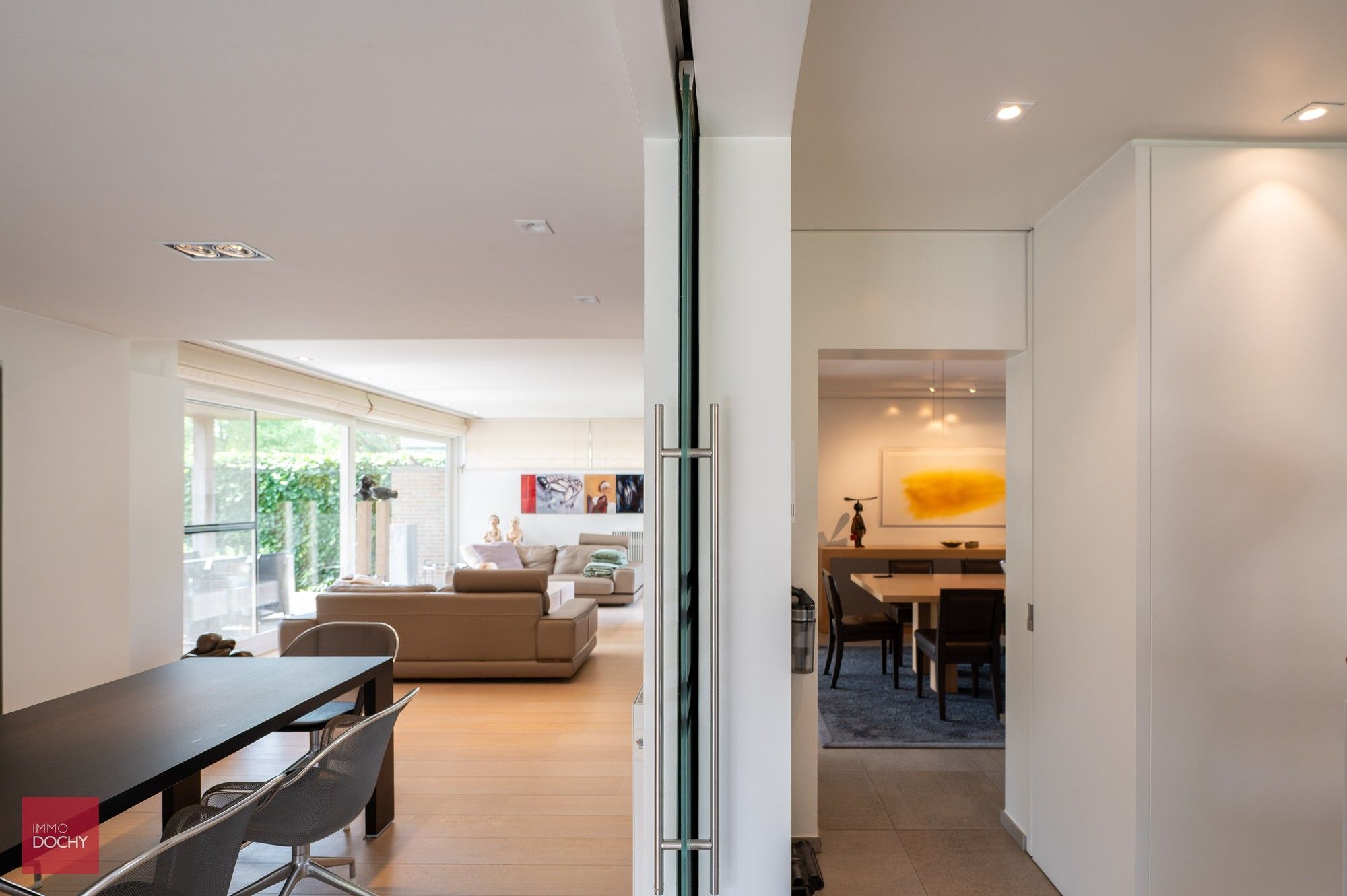 Verzorgde villa in doodlopende residentiële straat | centrum foto 5