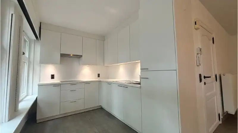 Comfortabel 2-slaapkamerappartement met Terras te koop in Brugge foto 5
