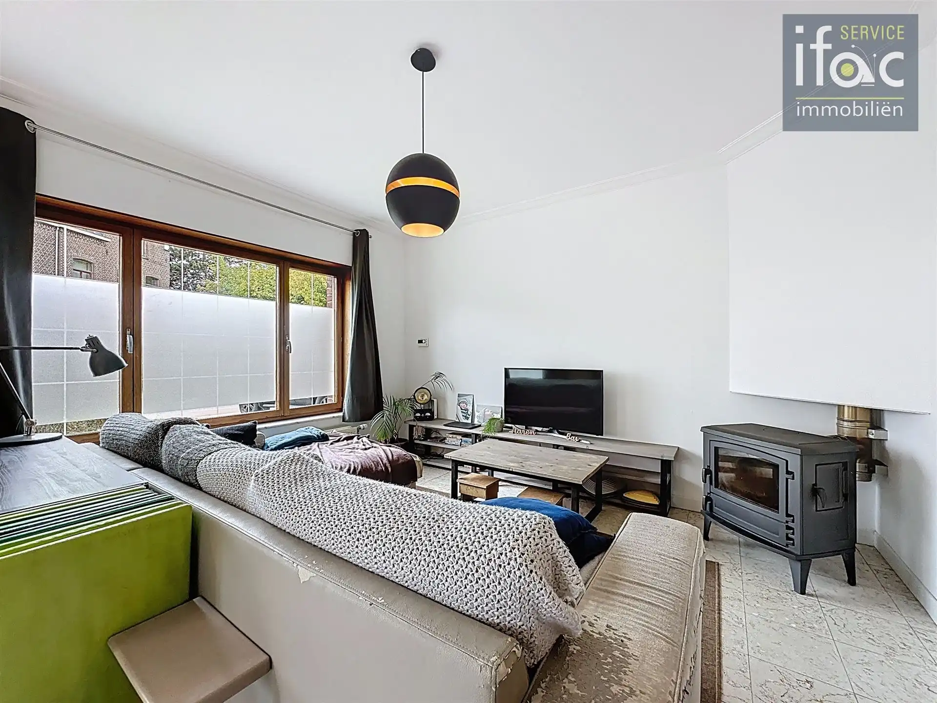 Super gelegen villa in het centrum van Sint-Joris-Weert foto 2