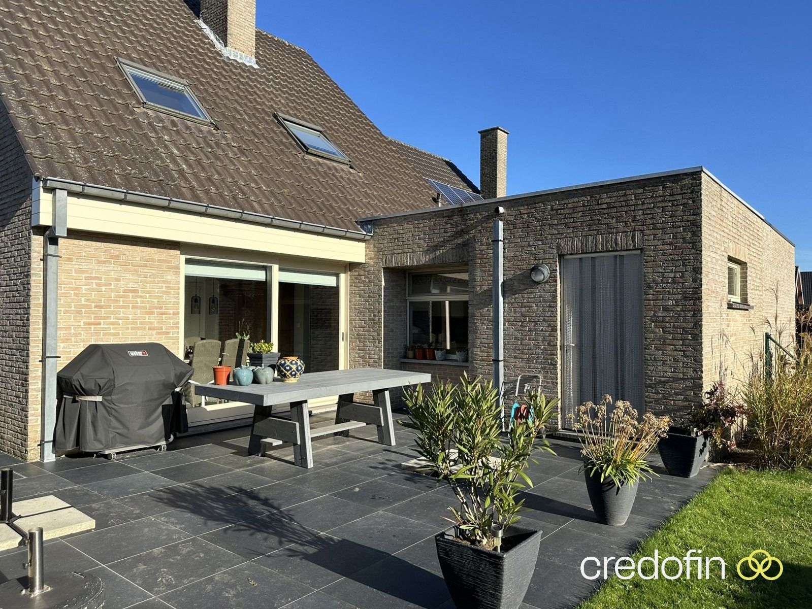 Mooi onderhouden HOB met 4 slaapkamers en garage foto 2