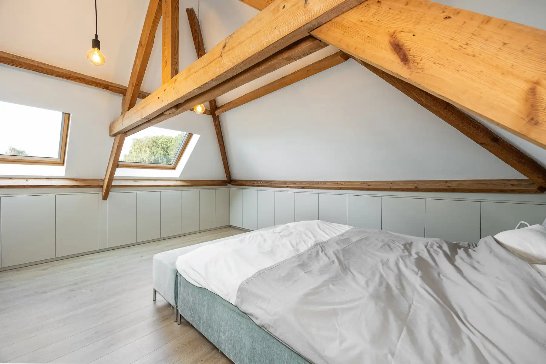 Instapklare woning met 3 slaapkamers en grote tuin foto 19
