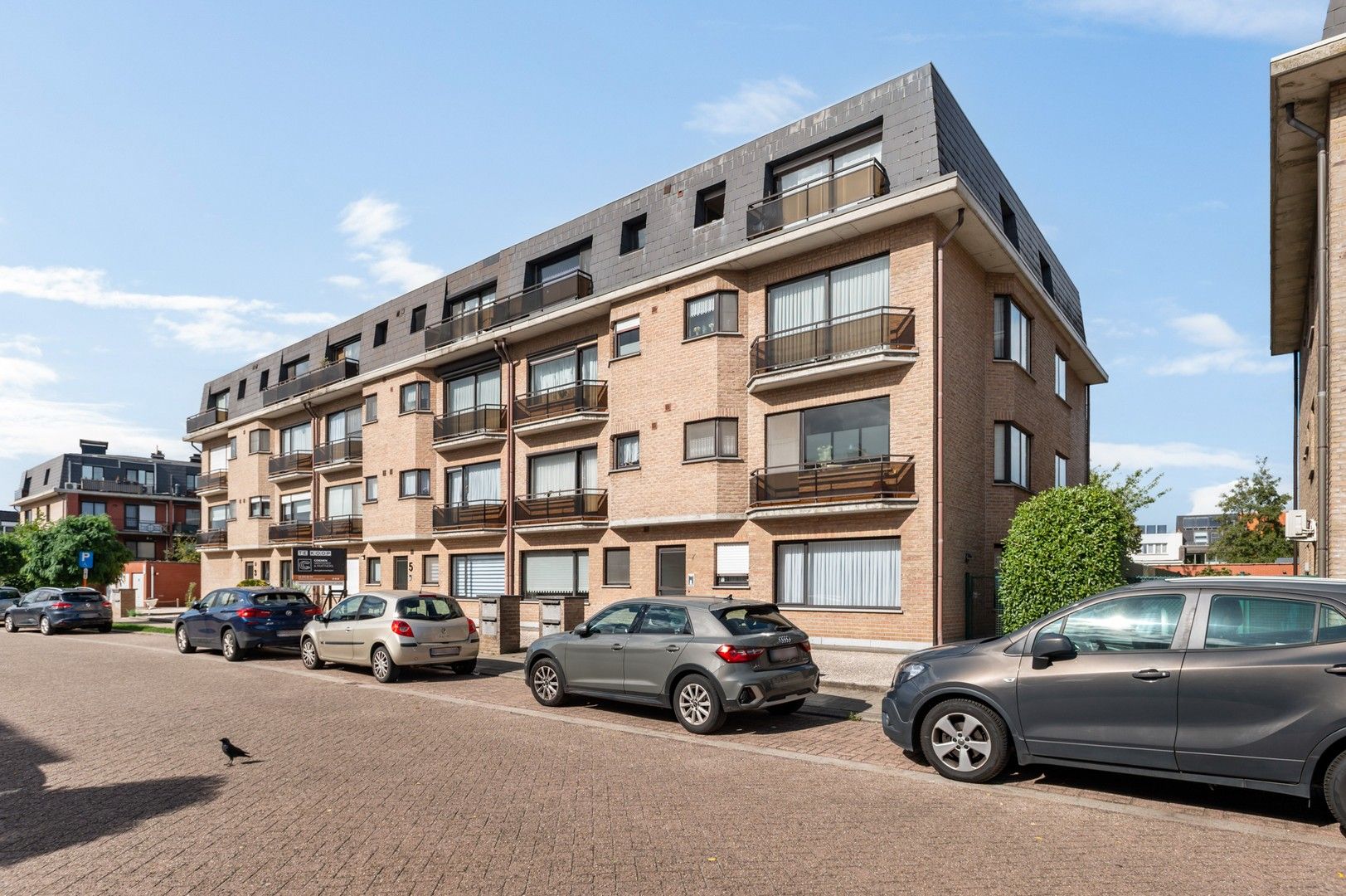 Ruim appartement met 3 slpk in rustige doodlopende woonwijk foto 17