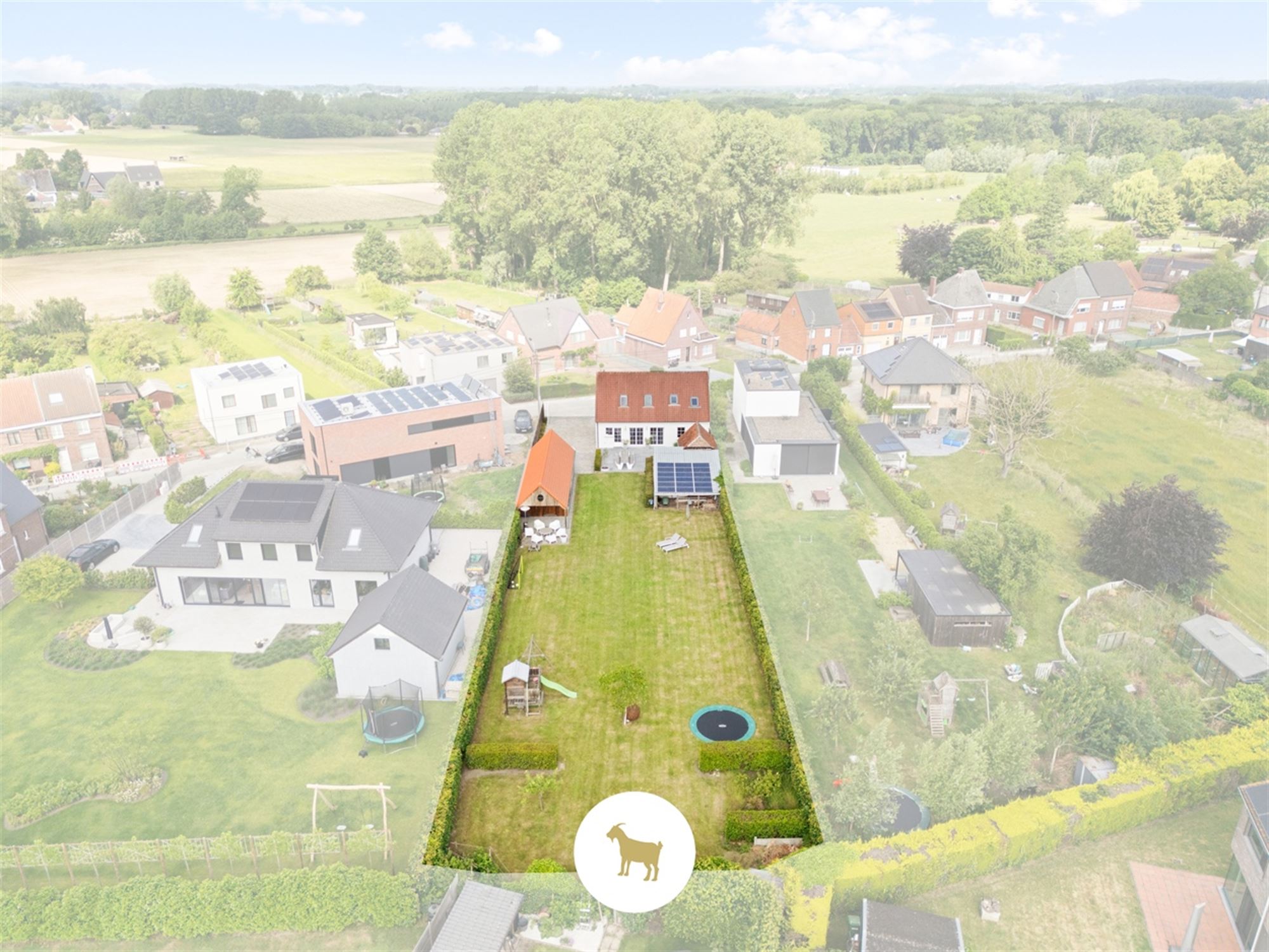 Ruime, INSTAPKLARE OPEN BEBOUWING met 3 SLAAPKAMERS, BUREAU en losstaande GARAGE op een PERCEEL van 1.180m² foto 20