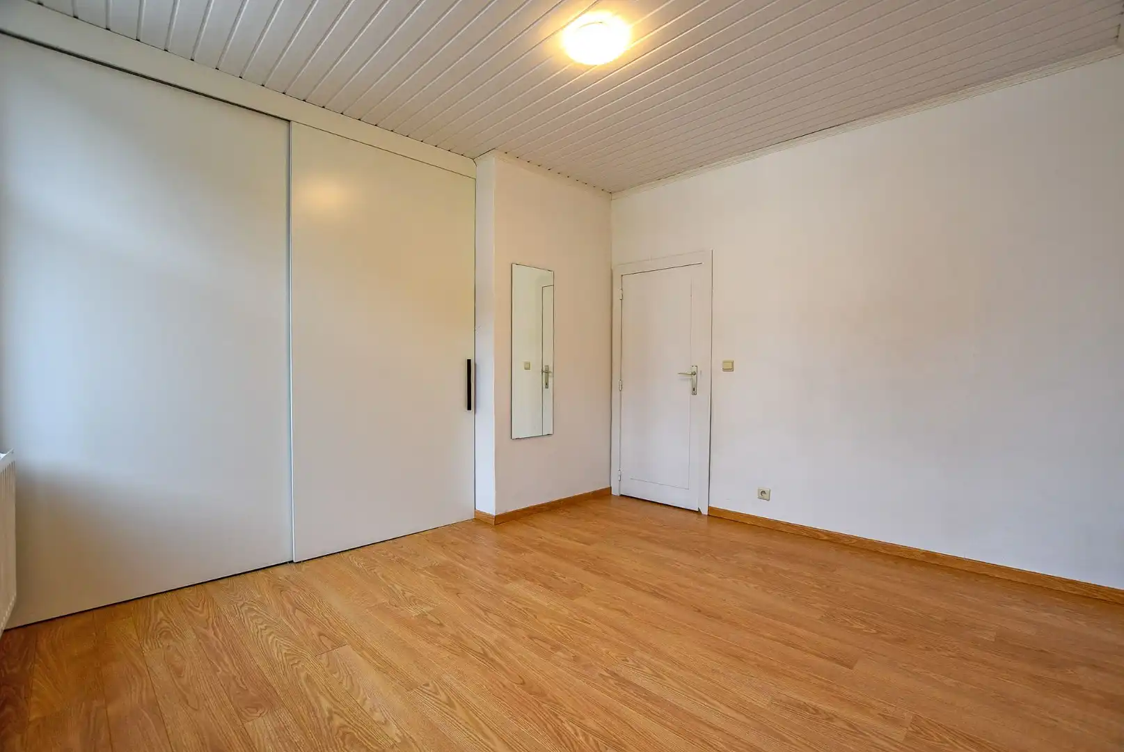 Instapklare gezinswoning met 3 slaapkamers en garage in het centrum van Diksmuide. foto 13