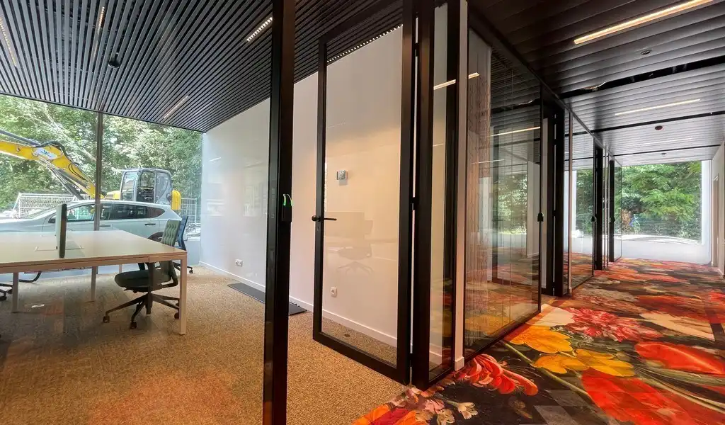 Full service kantoor in Humgy Singel te Berchem foto 16