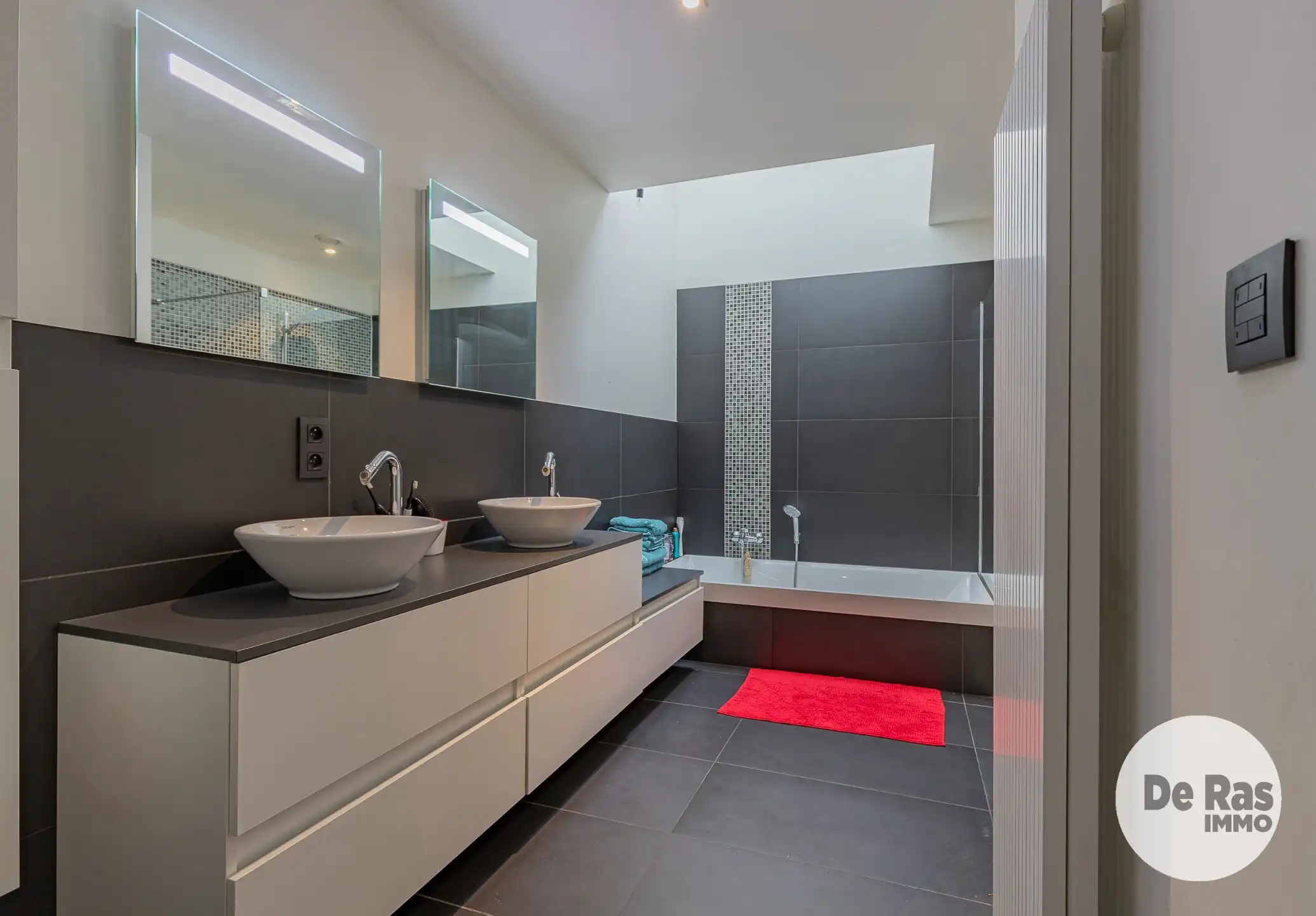 IMPE - Instapklare, hedendaagse woning met ruime tuin foto 13