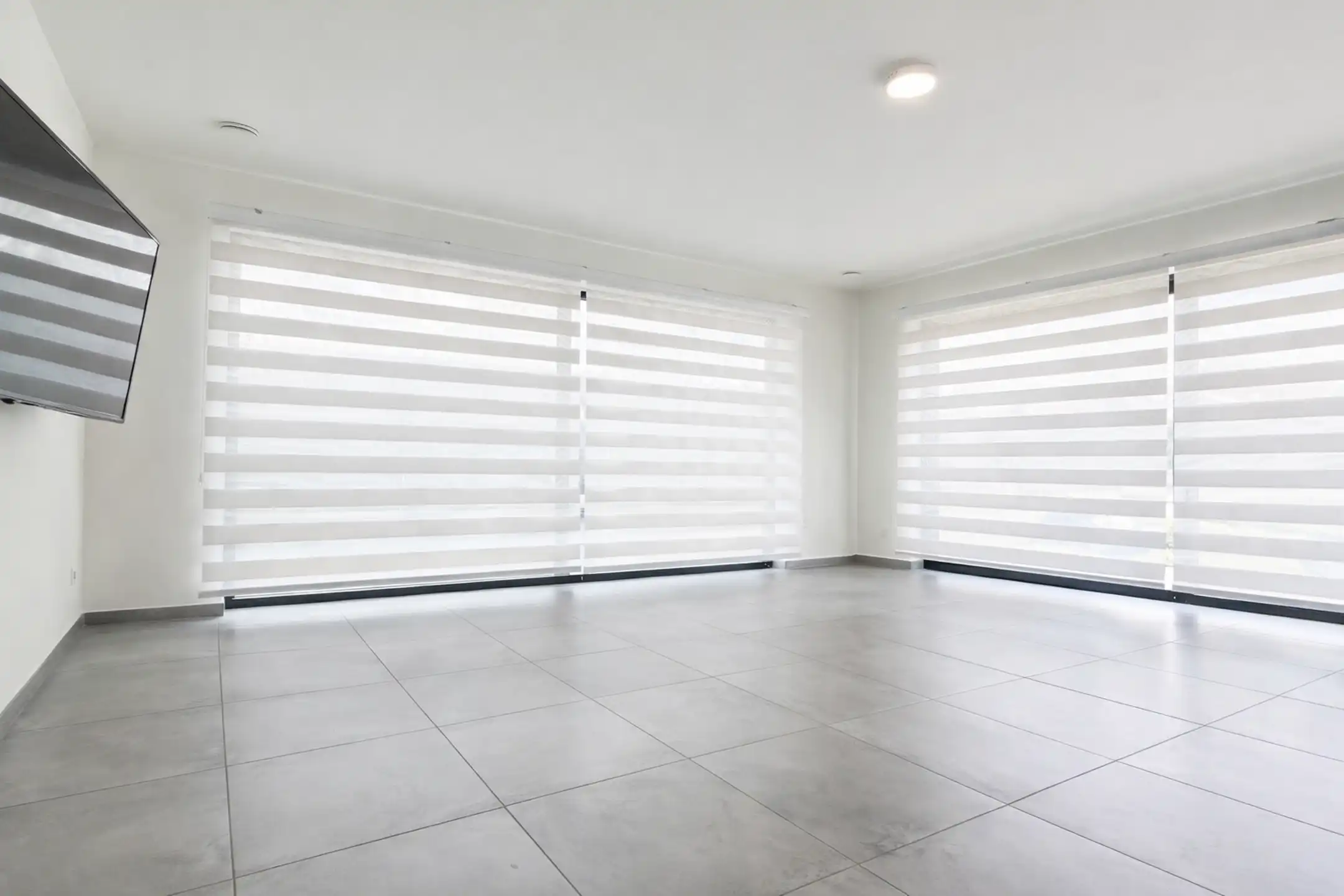 Ruim gelijkvloers app met 3slpk, tuin +terras op toplocatie! foto 4