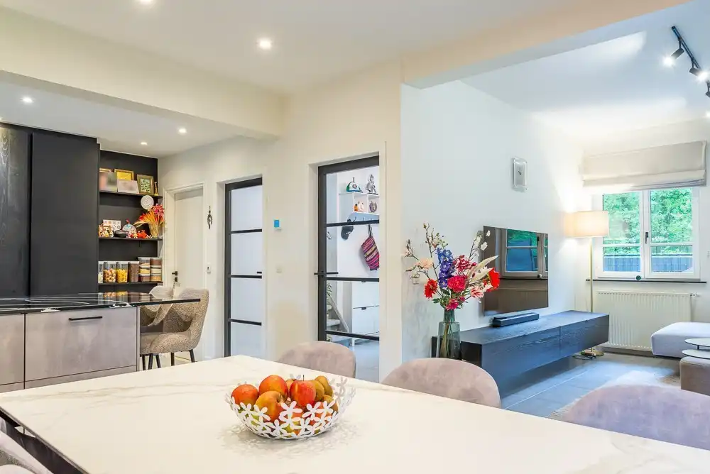 STIJLVOLLE VILLA OP EEN TOPLOCATIE IN NEERHAREN-LANAKEN !  foto 9