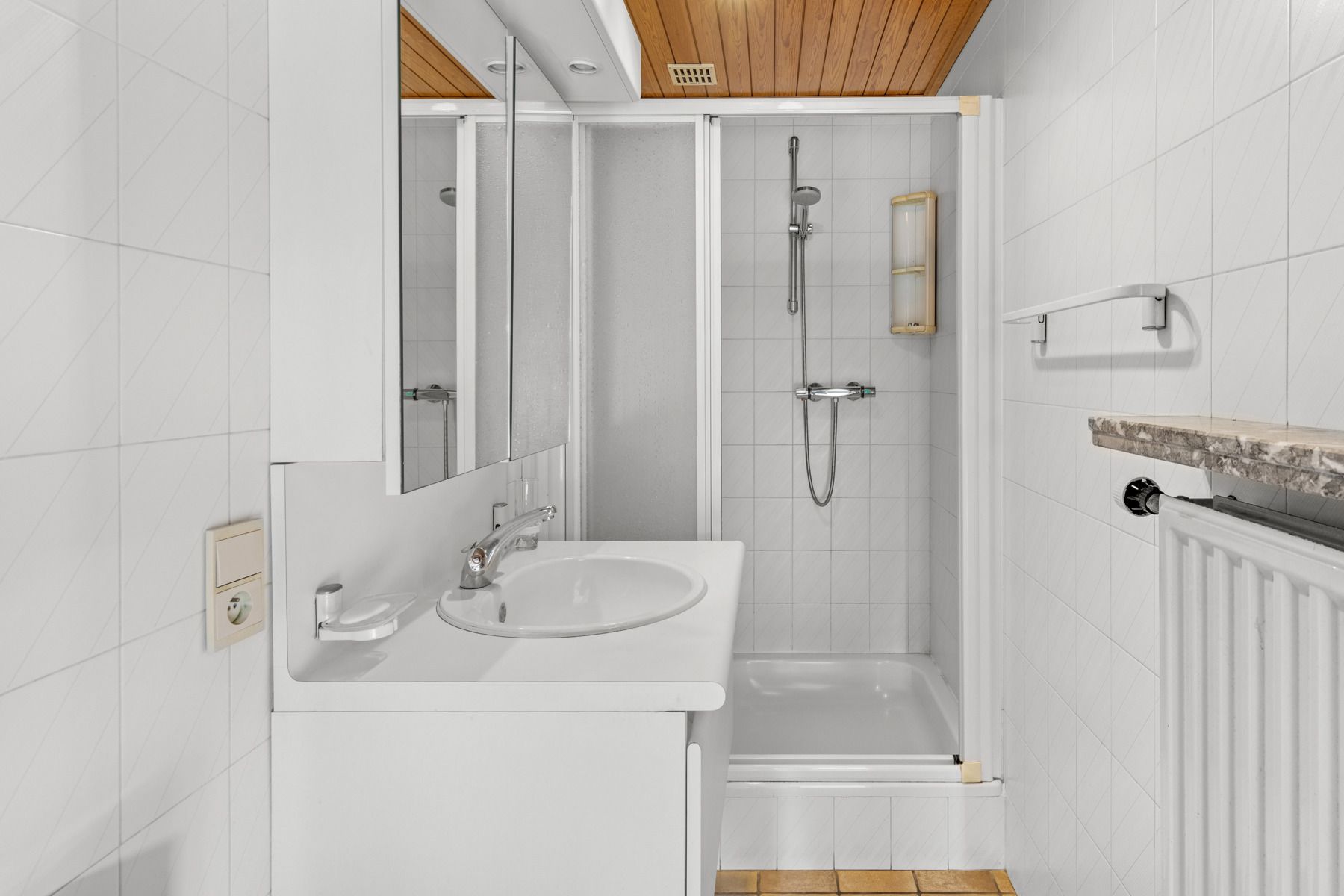 Perfect onderhouden woning met 4 tot meer slaapkamers.  foto 9