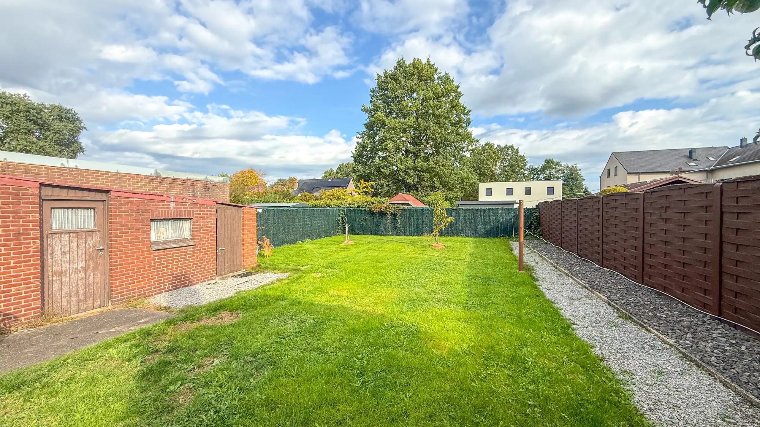 Instapklare woning met 3 slaapkamers op toplocatie! foto 14