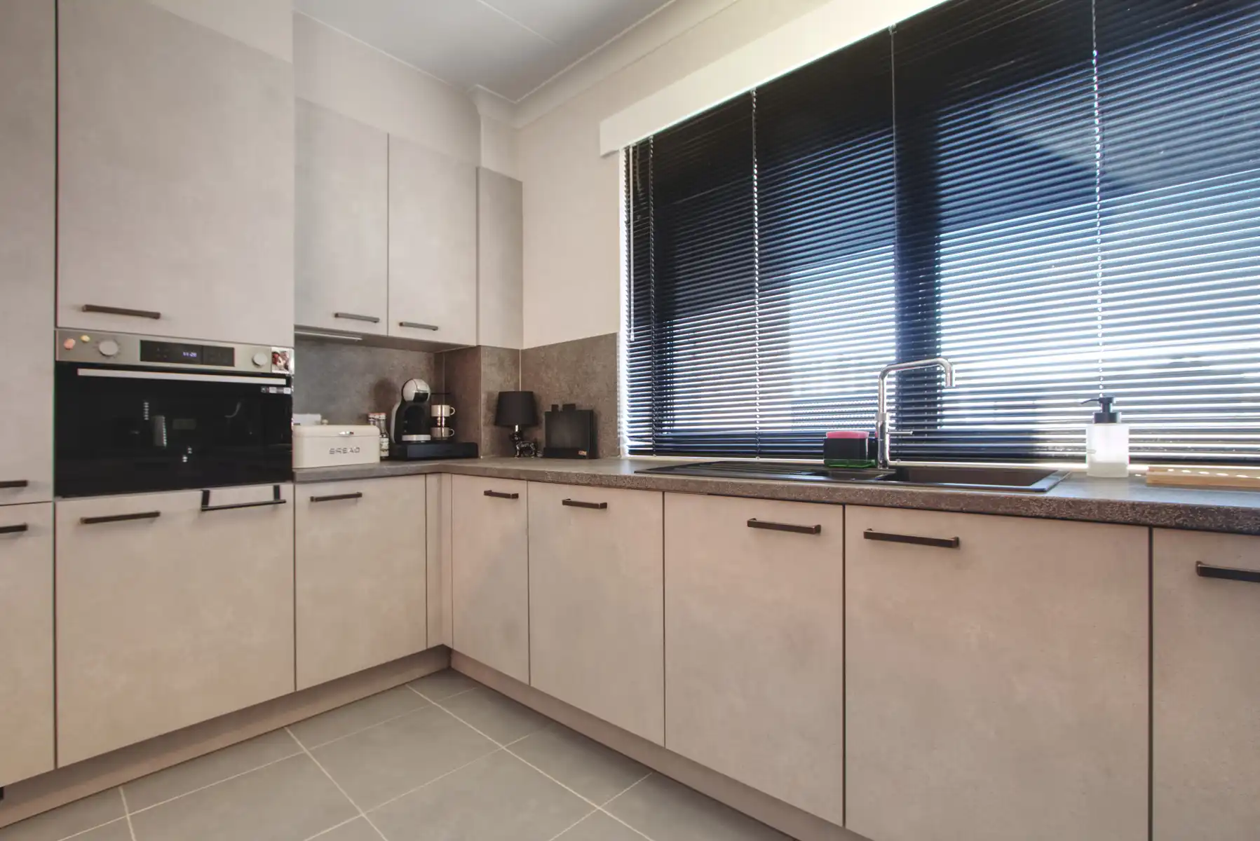 APP - 2 SLK - INSTAPKLAAR - ZONNIG TERRAS - LIFT - RUSTIG foto 6