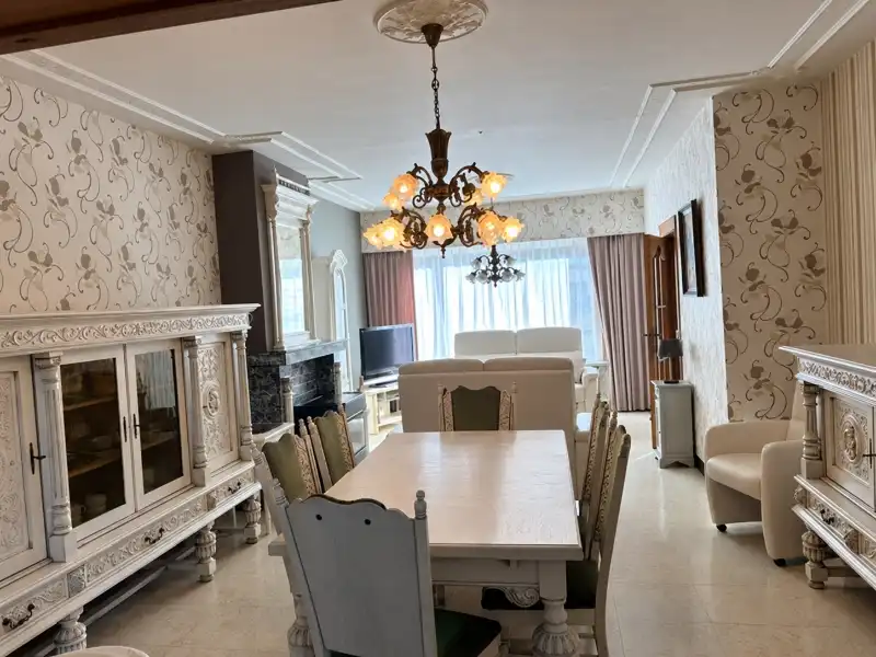 Te moderniseren halfopen woning met 2 slaapkamers (meer mogelijk), grote tuin en garage op een totale grondoppervlakte van 645m². foto 13
