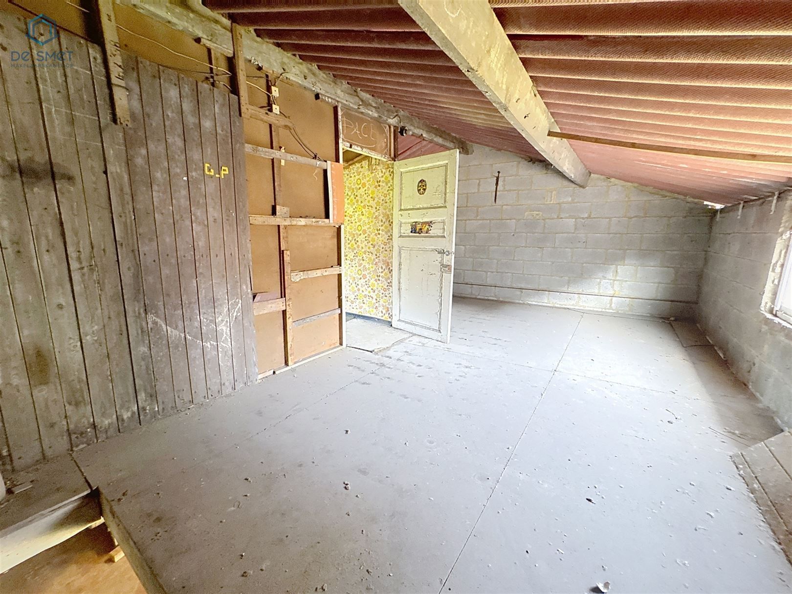 Veelzijdige Te Renoveren Woning met Handelsruimte in het Hart van Schendelbeke foto 15