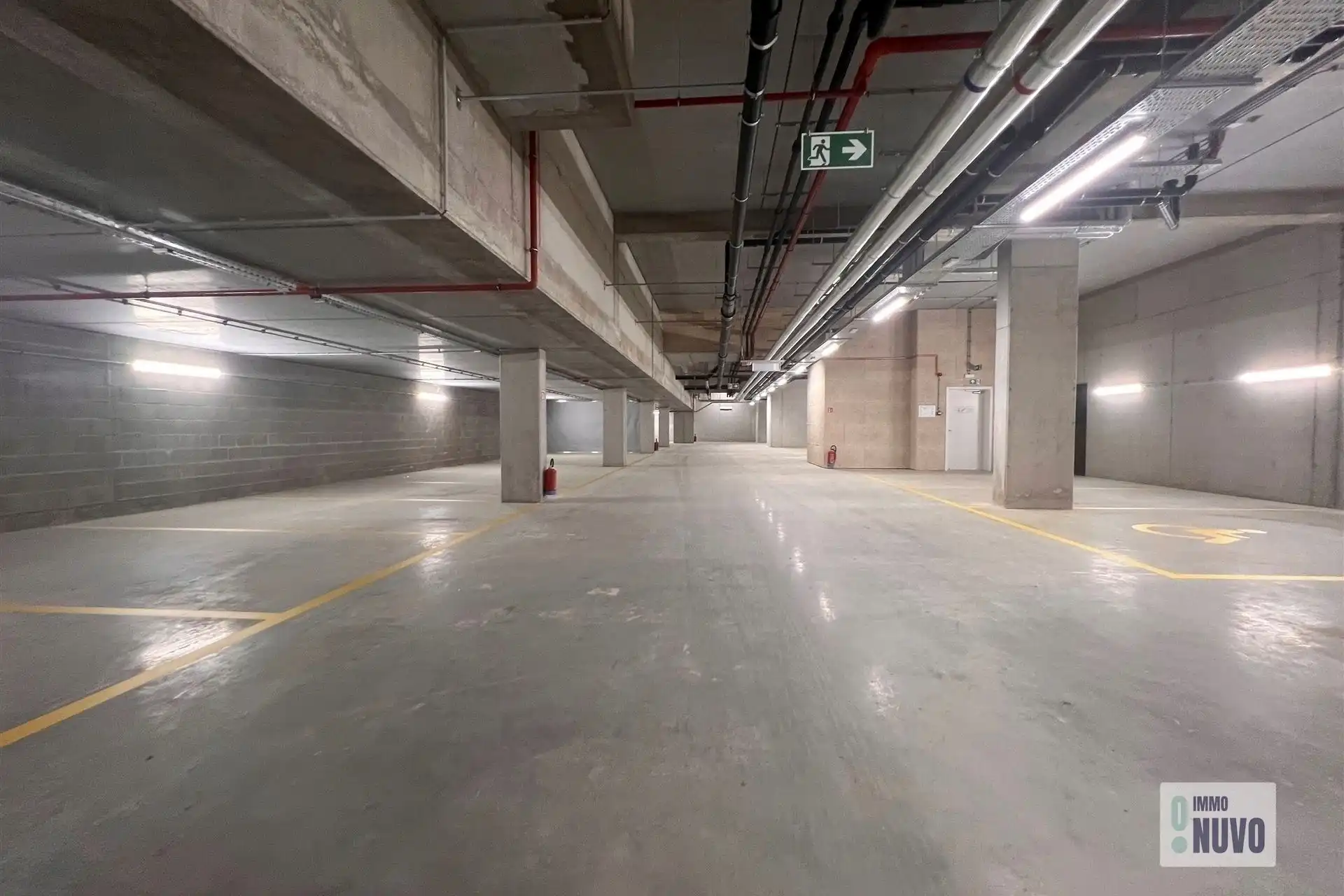 Overdekte staanplaats in nieuwbouwproject zuidkaai foto {{pictureIndex}}