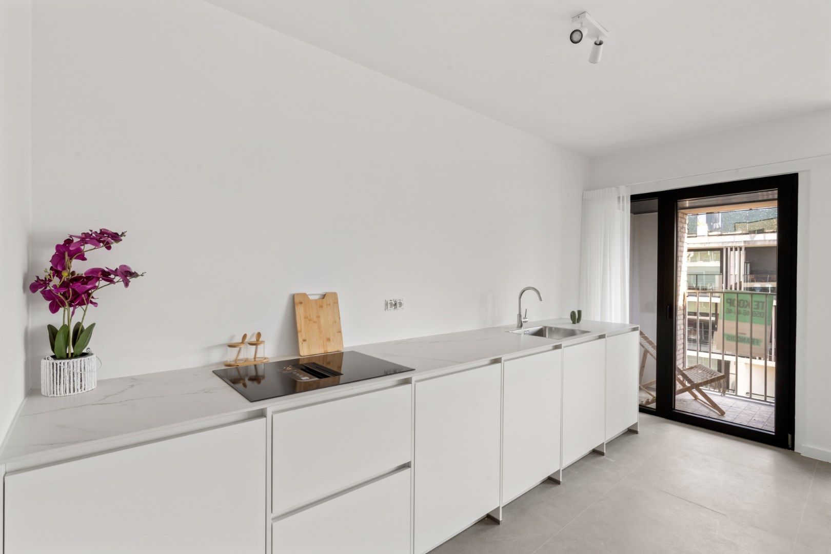 SCHITTEREND GERENOVEERD 2 SLPK APP IN CENTRUM OOSTENDE foto 7